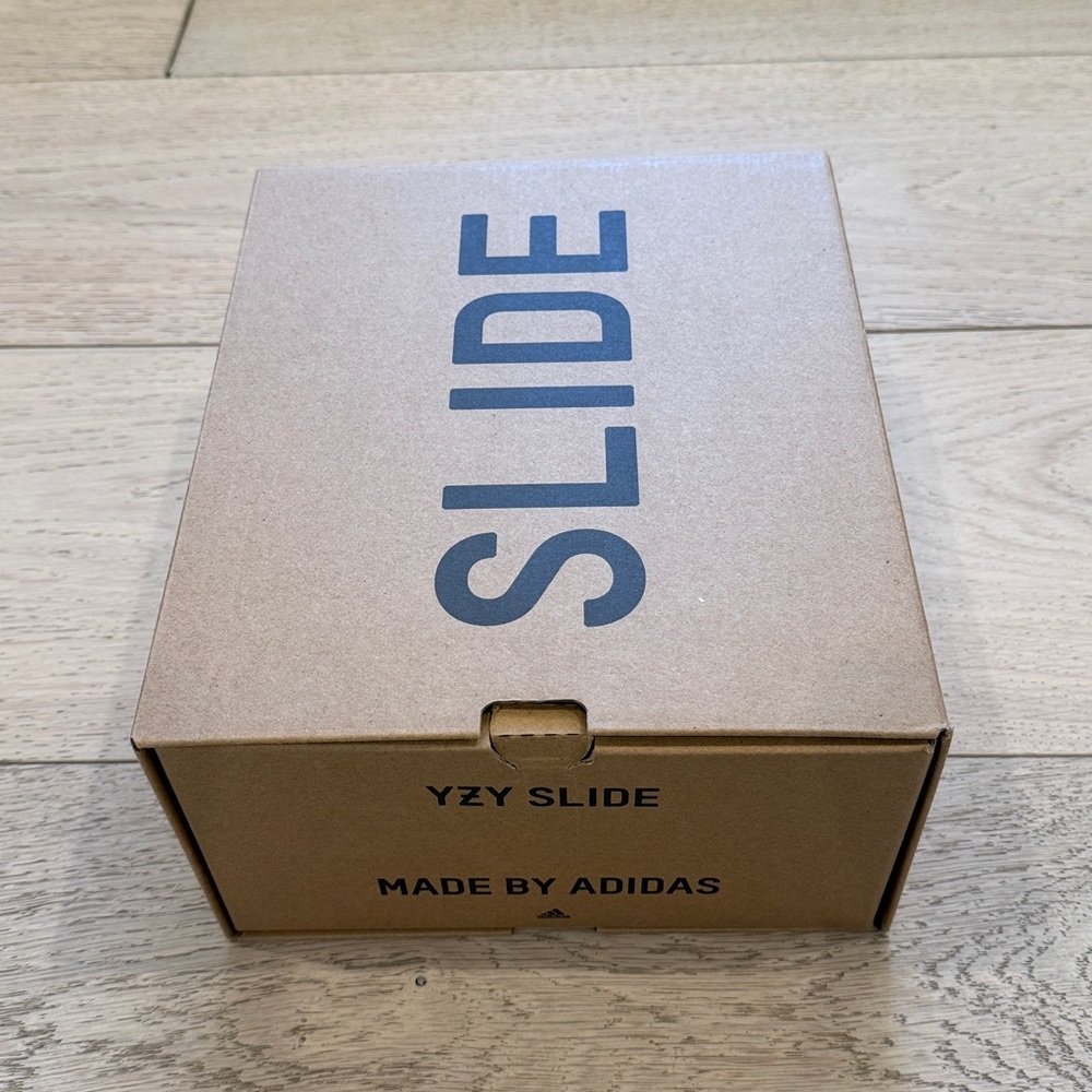 Adidas Yeezy Slide in Pure | Mens 7 Womens 8 | 2021 Re-Release - Picture 13 of 14